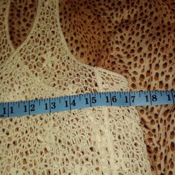 Debut embroidered boho crochet cream tank top size S,M. - Picture 7 of 8
